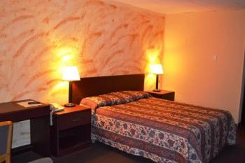 Red Carpet Inn Montrose