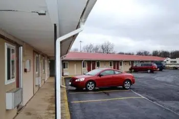 Red Carpet Inn Montrose 4