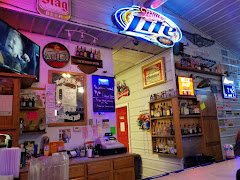Bar near Red Carpet Inn Montrose